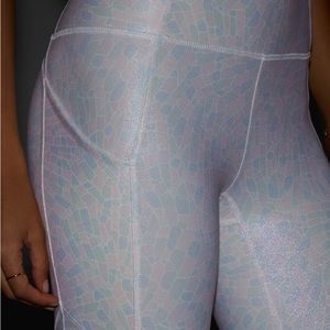 NWT Fabletics PureLuxe Oasis High-Waisted Pocket 7/8